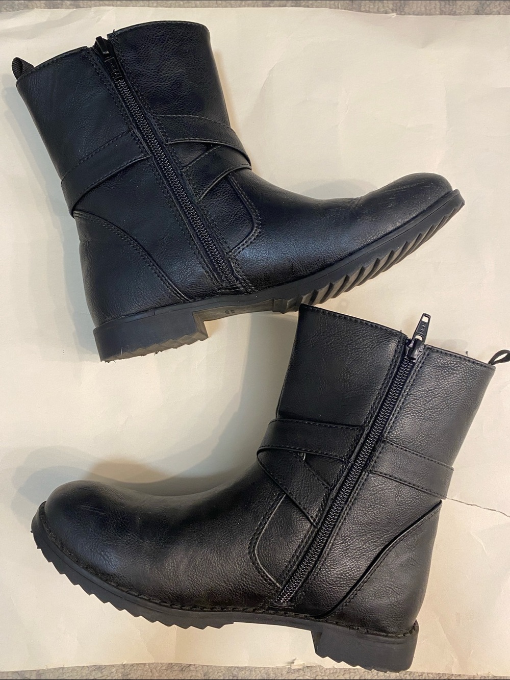 GAP Black Kids Buckle Ankle Booties - Picture 2 of 3